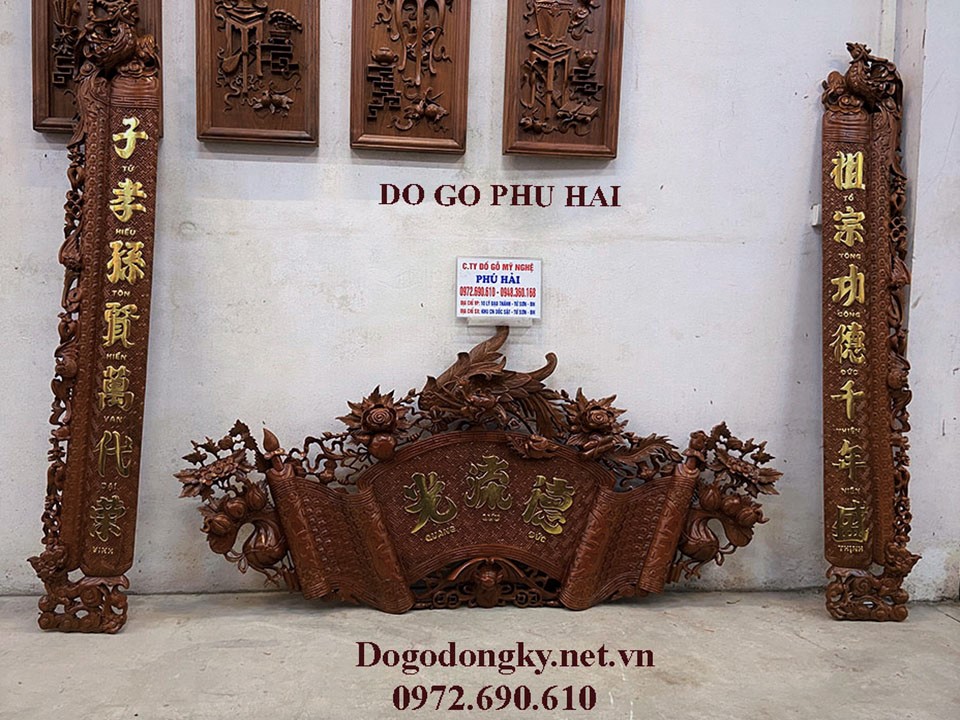 Mẫu cuốn thư câu đối dát vàng